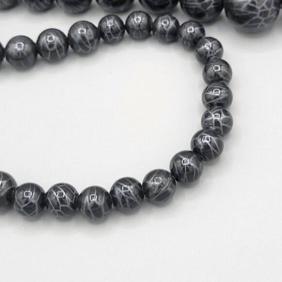 Black Crackle Beaded Statement Necklace Graduated Beads Glossy Finish - Picture 4 of 6